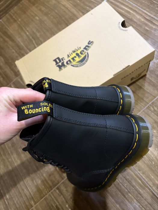 Ghete Dr Martens  piele naturala