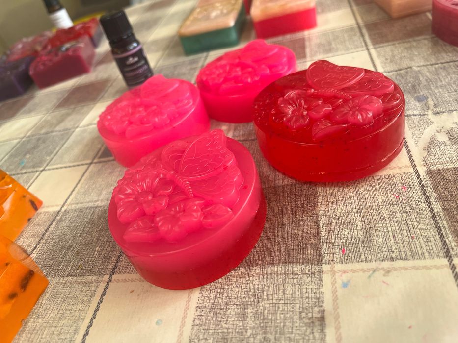 Ръчно направени домашни сапуни