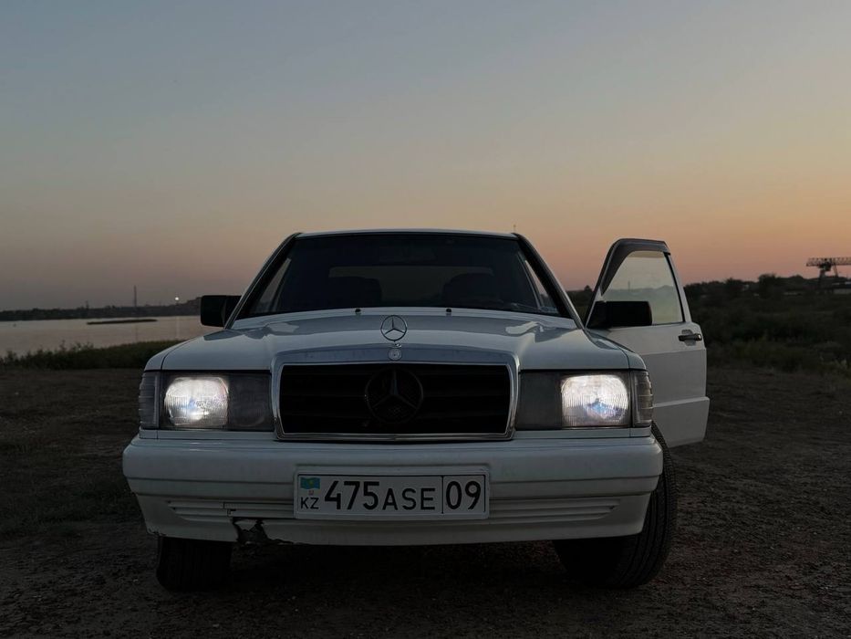 Продам Мерседес 190