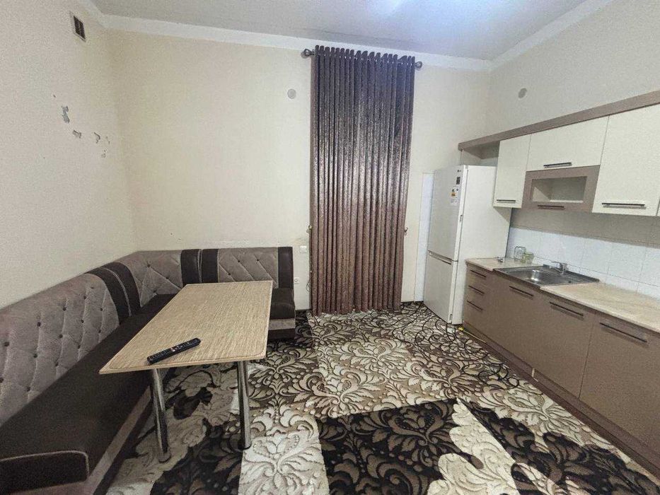 (Без Агенства) Katyej 3-xonali hamma sharoiti bor Qora Suv 81-maktab