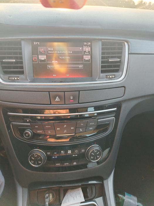 Peugeot 508 berlina