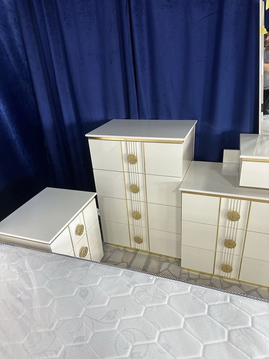 спални камплетк сотилади 14 млн сом таза дуконда дурибди ,