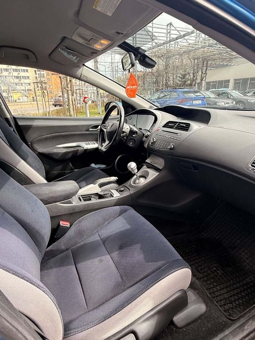 Продавам Honda Civic 2. 2 i-CTDi