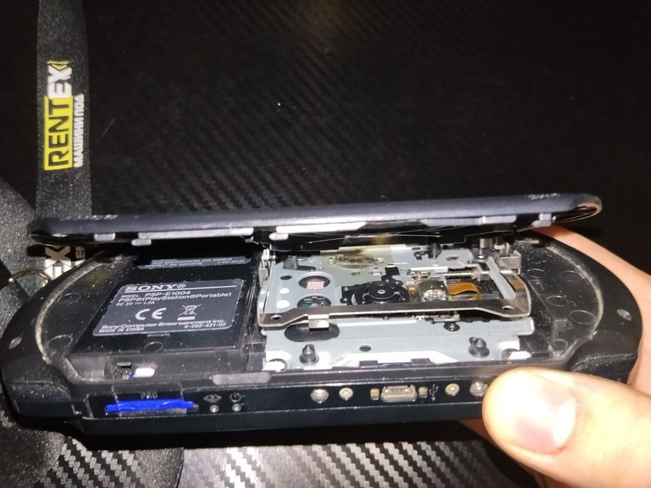 Sony PSP-1004 PlayStation Portable – Оригинална ретро конзола, колекционерски модел