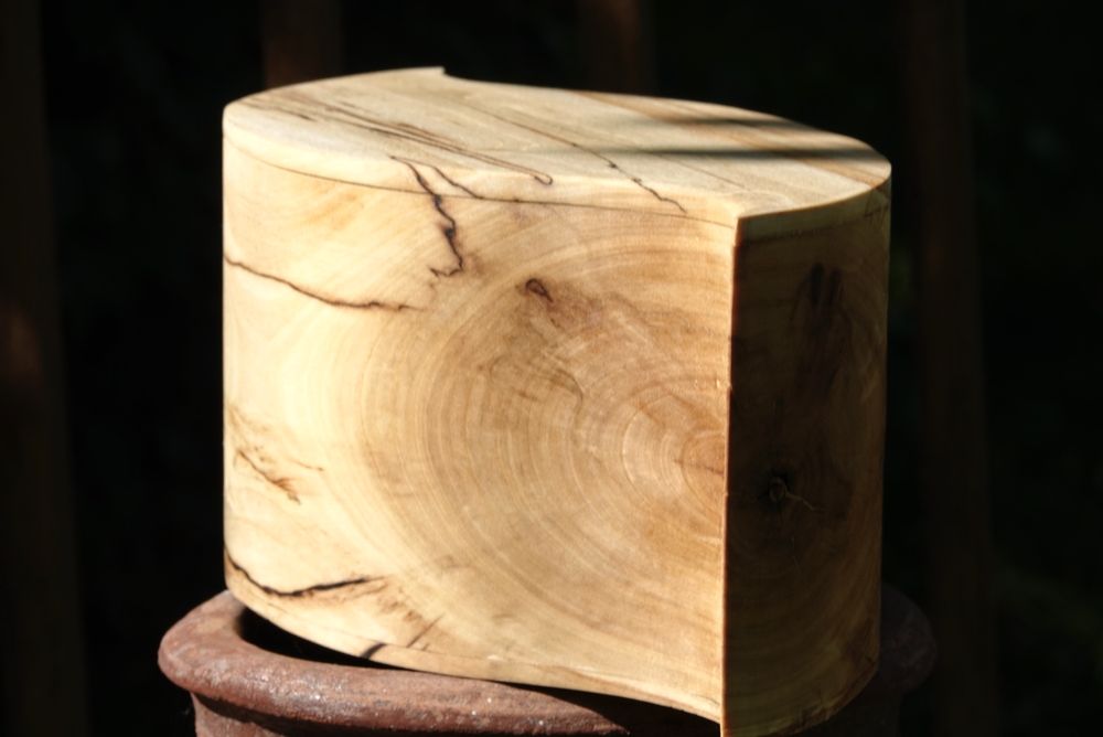 Cutii handmade pentru bijuterii, obiecte de lux din lemn masiv de nuc