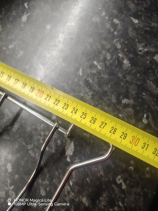 Метален рафт за бутилки