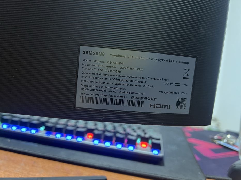 Monitor Samsung 24 curved F396FHI