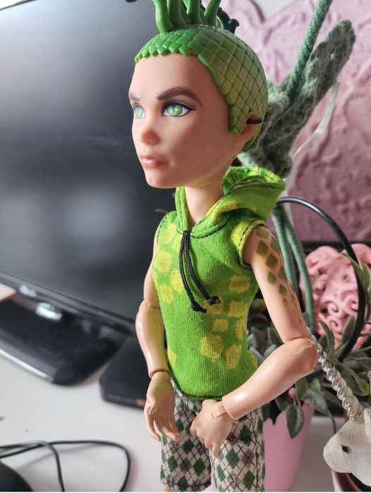 Оригинална кукла на Monster High