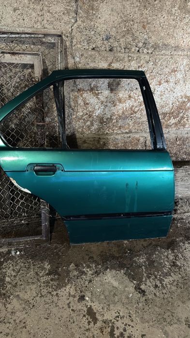 Двери на БМВ е36