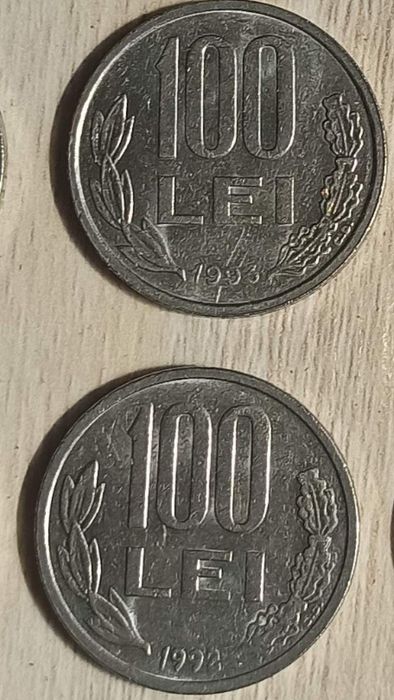 Vand 2 monede 100 lei din 1992 si 1993