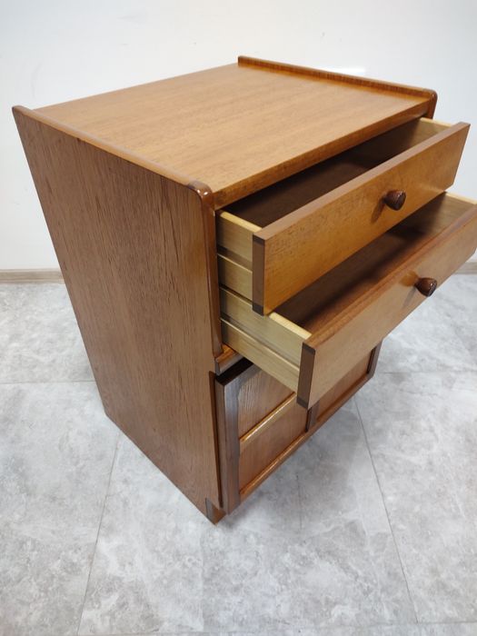 Конзолен шкаф Nathan от 70-те А044