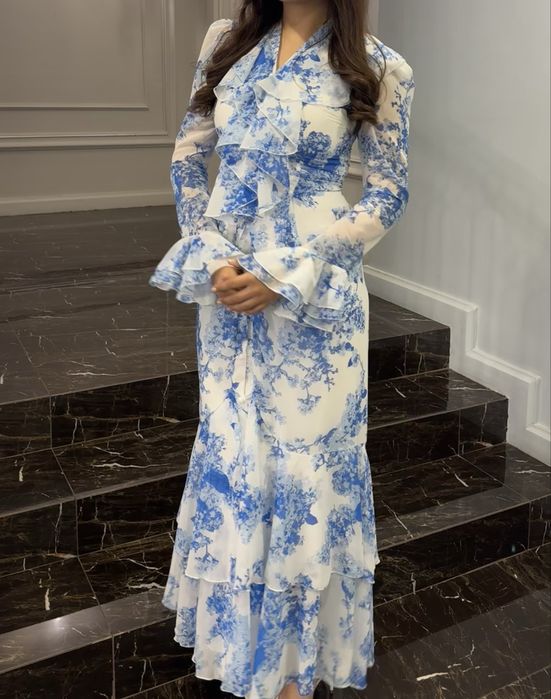 Женское платье вечернее