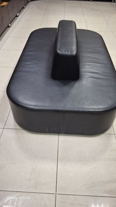 Диван для  магазинов