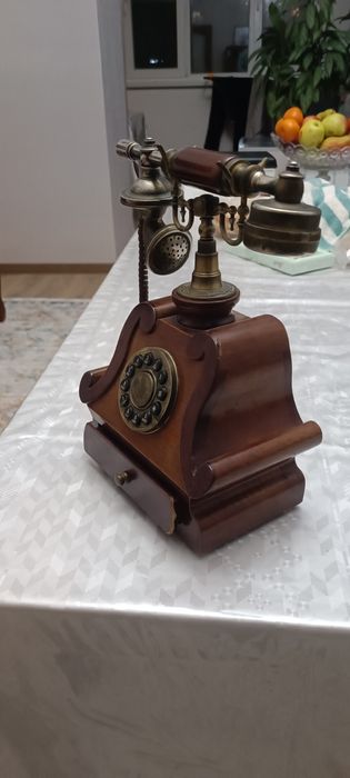 Продам телефон домашний