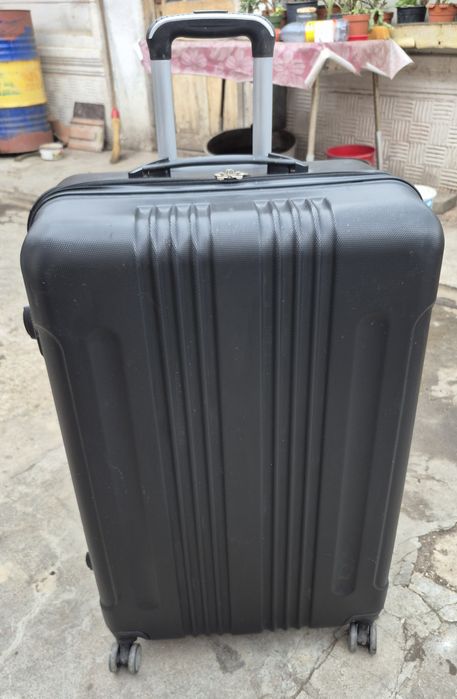 5 Genți trolere XXL și mici