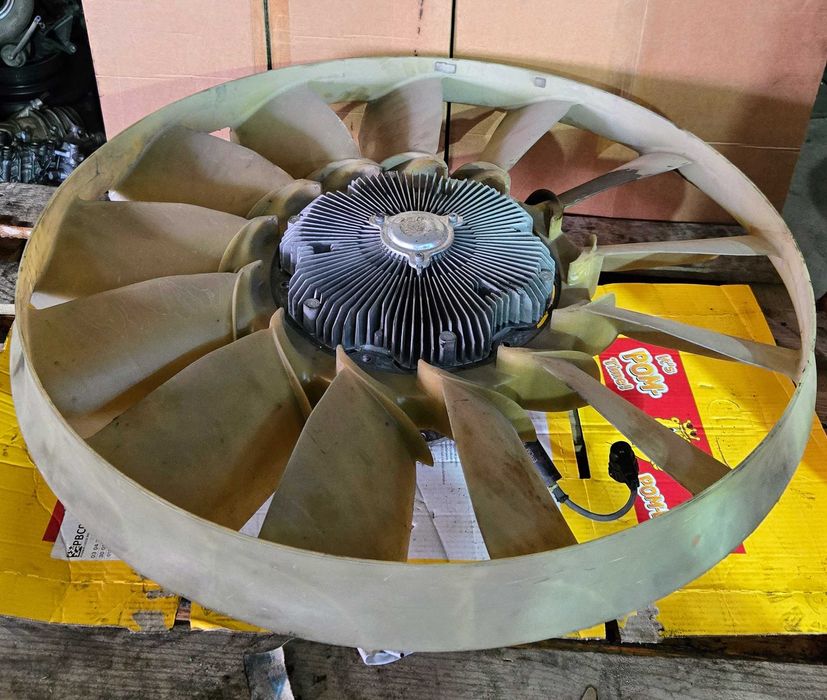 Vascocuplaj cu ventilator Mercedes Actros Mp4