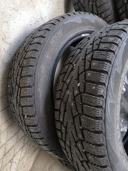 Шины зимние 215/55/R17
