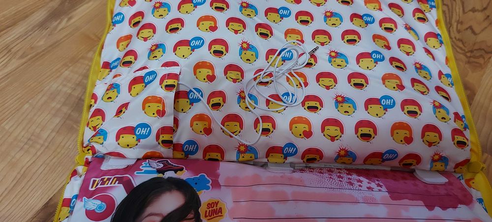 SOY LUNA Таен дневник - възглавница MP3