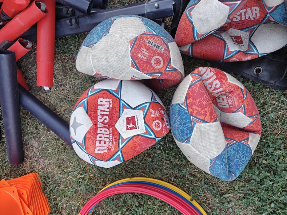 Футбольный инвентарь