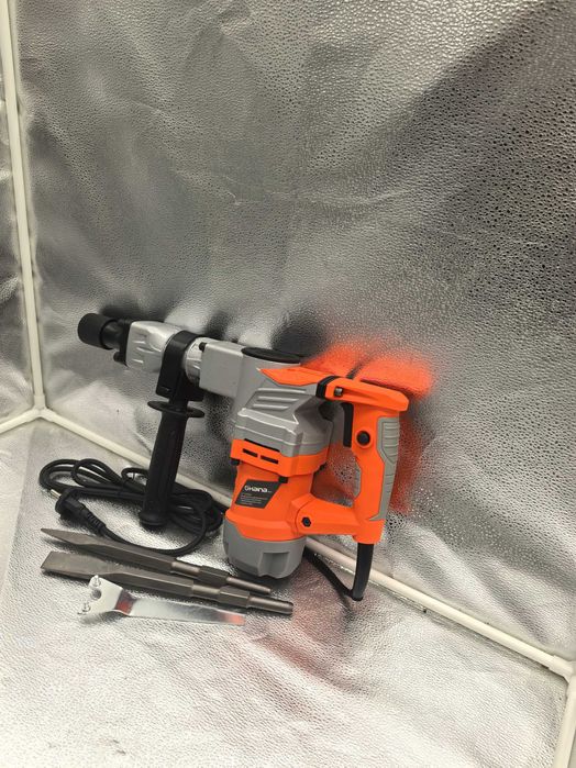 Ciocan demolator 2200W, 15J – Putere extrema pentru lucrari grele!