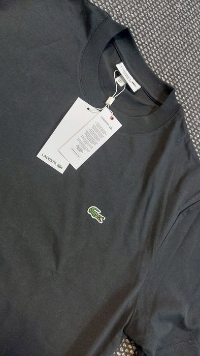 Lacoste тениска L нова