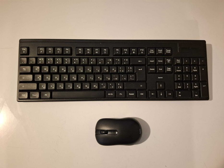 Комплект безжична клавиатура с мишка Hama WKM-100