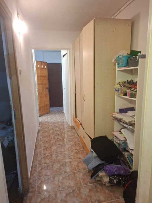 Vand apartament3 camere decomandat