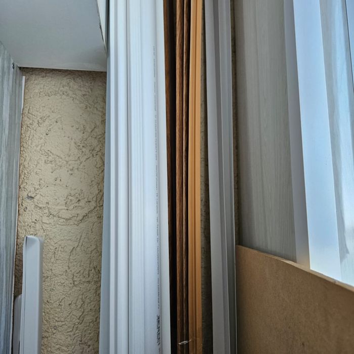 Срочно Продам шпатлевку, галтели и плинтус