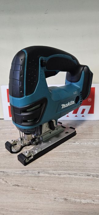 Makita Зеге DJV180 18V.