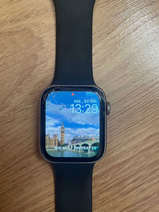 Apple Watch Seria 5 - 44 mm Functional