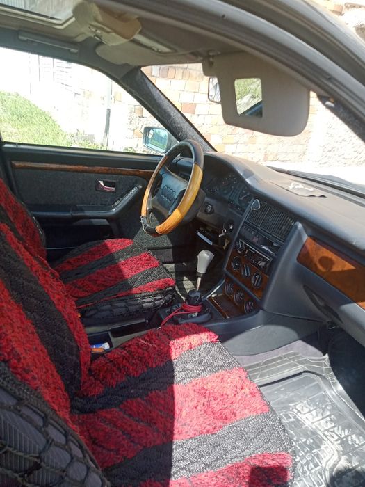 Продаю Ауди Б4 80