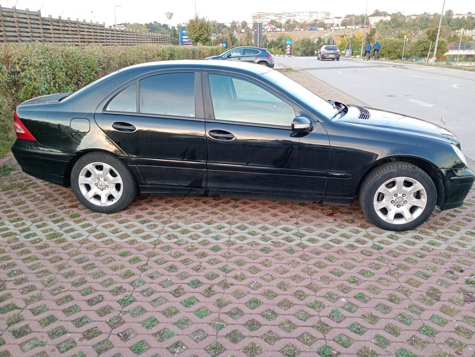 MERCEDES-BENZ C-Class 2004 — imagine 3