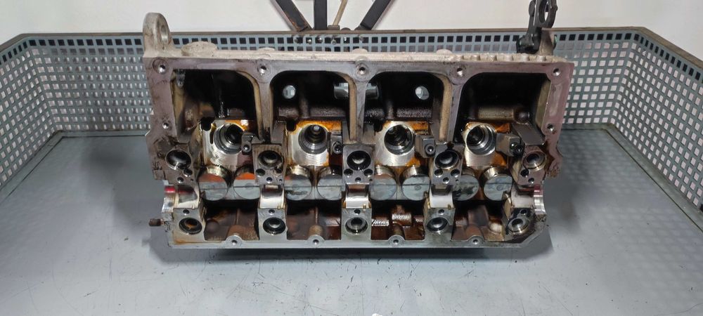 Chiuloasa chiulasa volkswagen cod motor AVF cod 038103373R