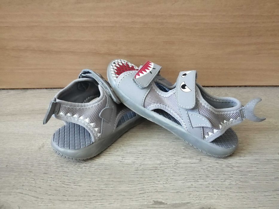 Сандали за момче със светещи подметки, F&F, 31 номер