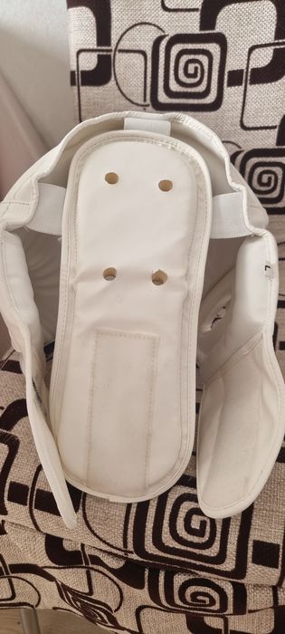 Продам шлем для каратэ