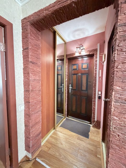 Продам 2-х комн.квартиру в панельном доме