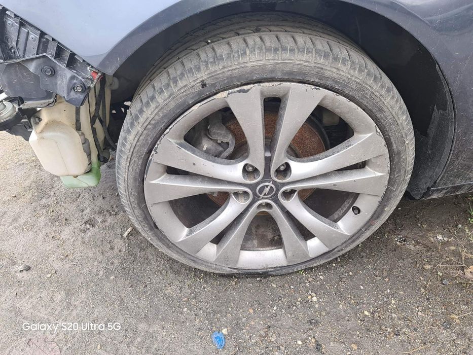 Джанти Opel insignia 20 цола с нови летни гуми 245 35 20