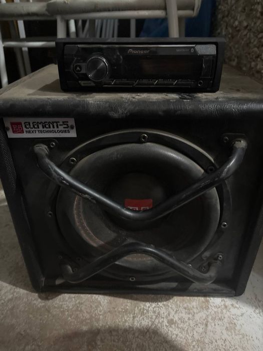 Продам магнитолу Pioneer