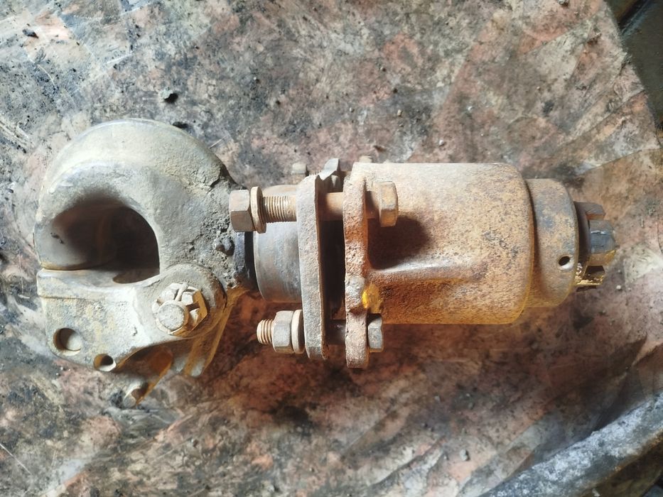 Фаркоп на КамАЗ и на зил