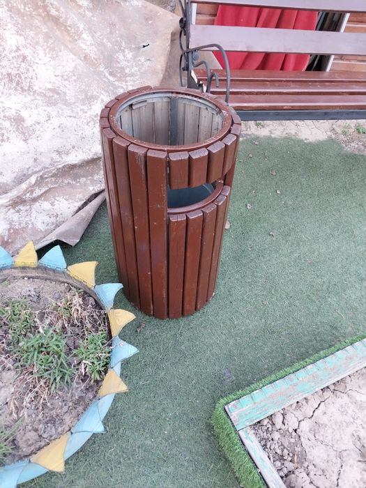 Скамейка  с урной