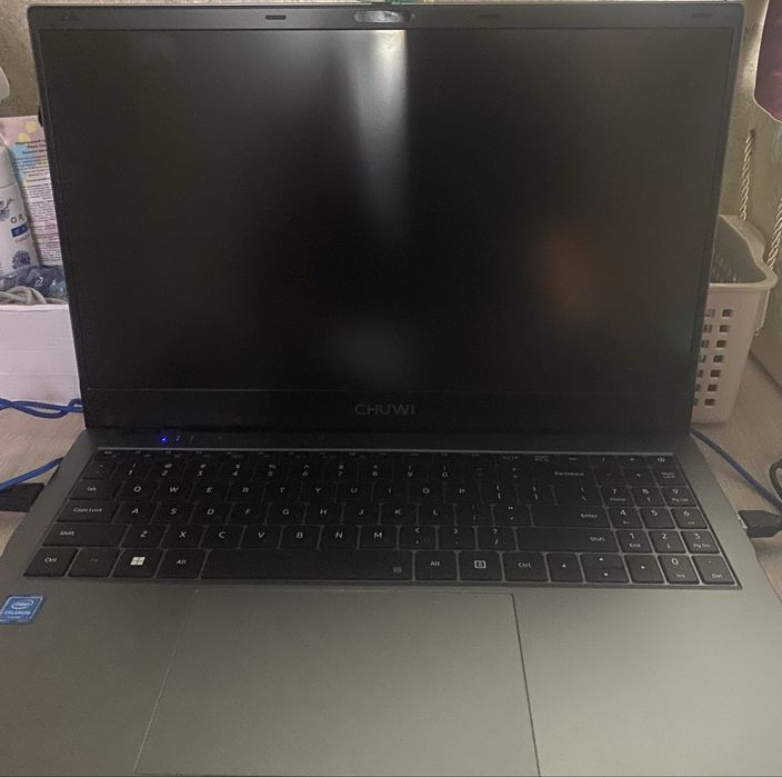 Продам CHUWI——-.