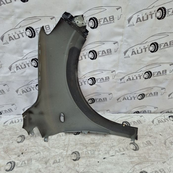 Aripa stanga Dacia Logan 3,Sandero 3 an 2020-2021-2022-2023-2024-2025-