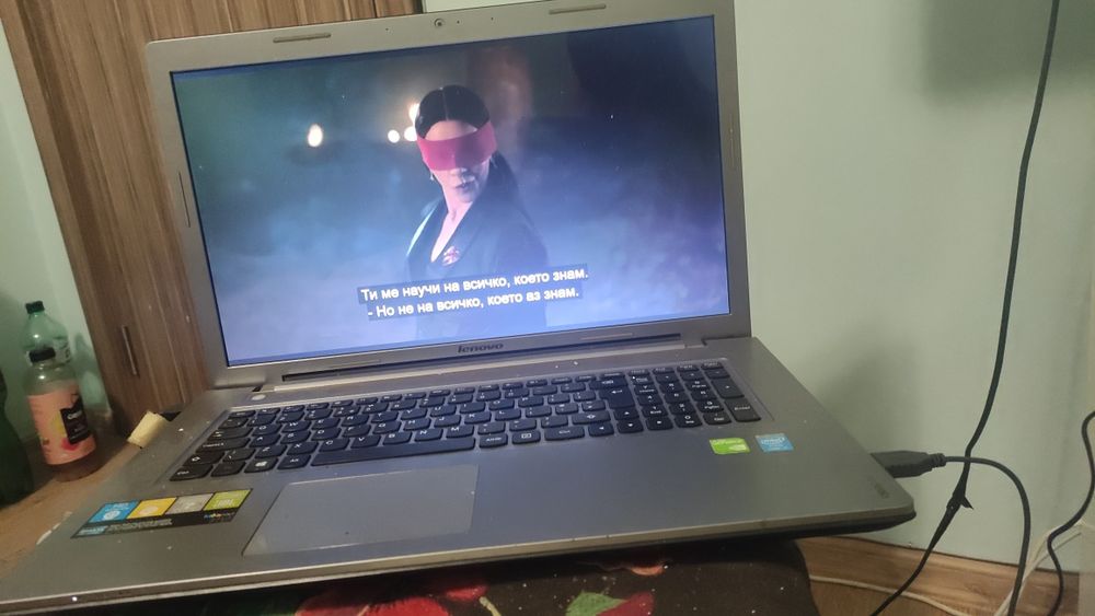 Lenovo ideapad z 710