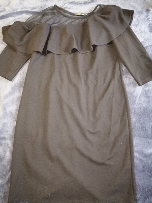 Два женских красивых платья