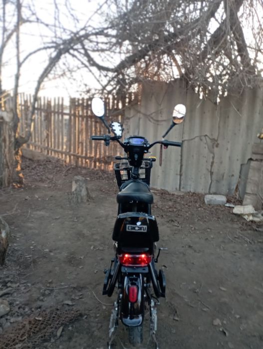 Продам, скутер ск8