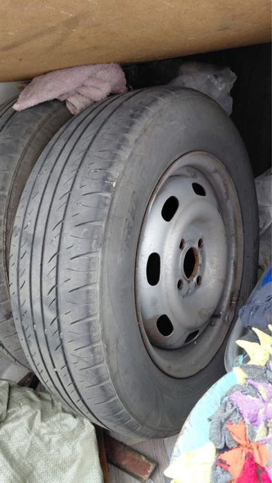 Продам колеса с дисками