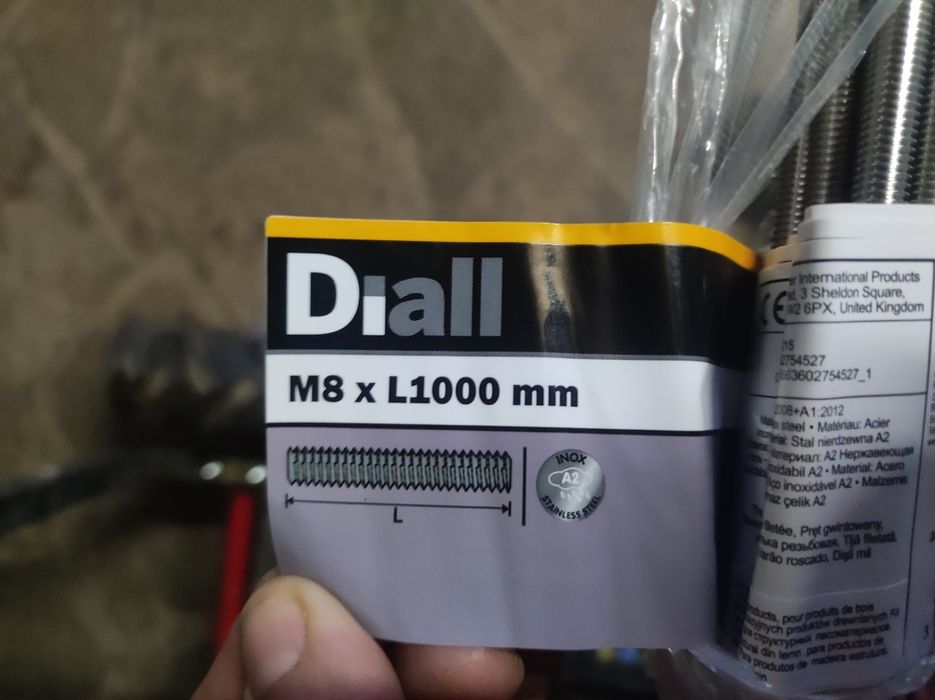 Oferta Vând tije filetate inox M8 m10