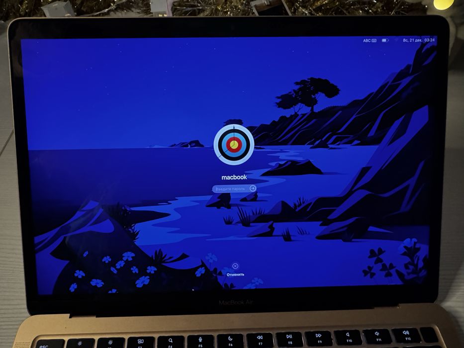 Продам macbook air m1