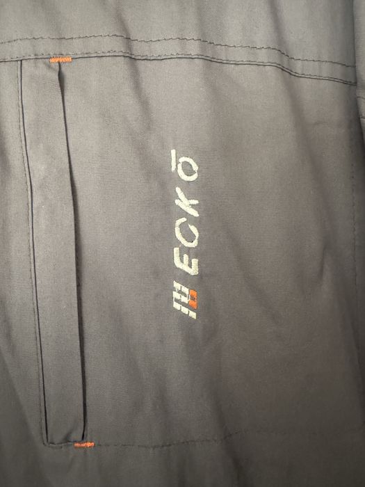 Мъжка ветровка с прибираща се качулка, непромокаемо, не запарва XL-XXL