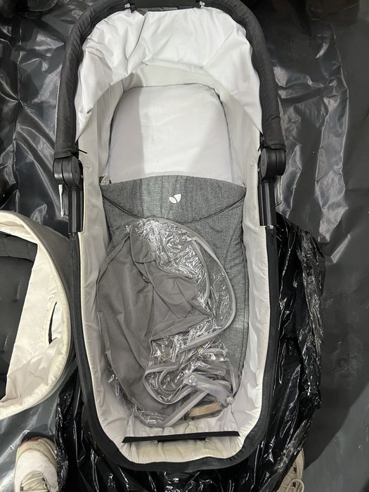 Carucior joie chrome